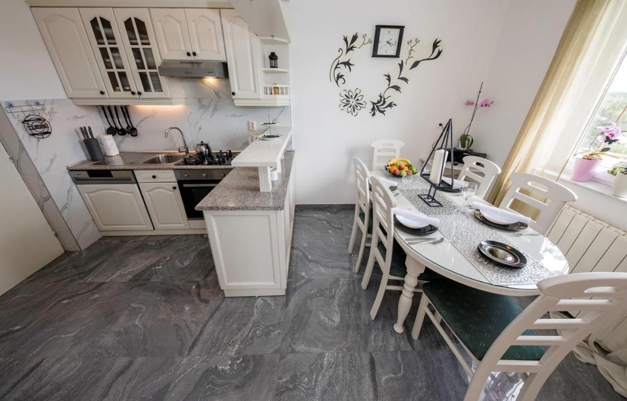 Apartment Dominik 2874 Palit Zewnętrze zdjęcie